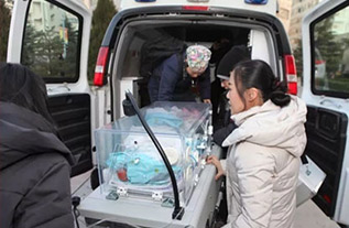 平泉市妇婴监护型护送